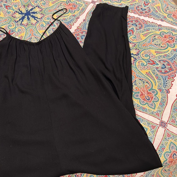 Black Alice & Olivia Sleeveless Jumpsuit - Picture 10 of 16